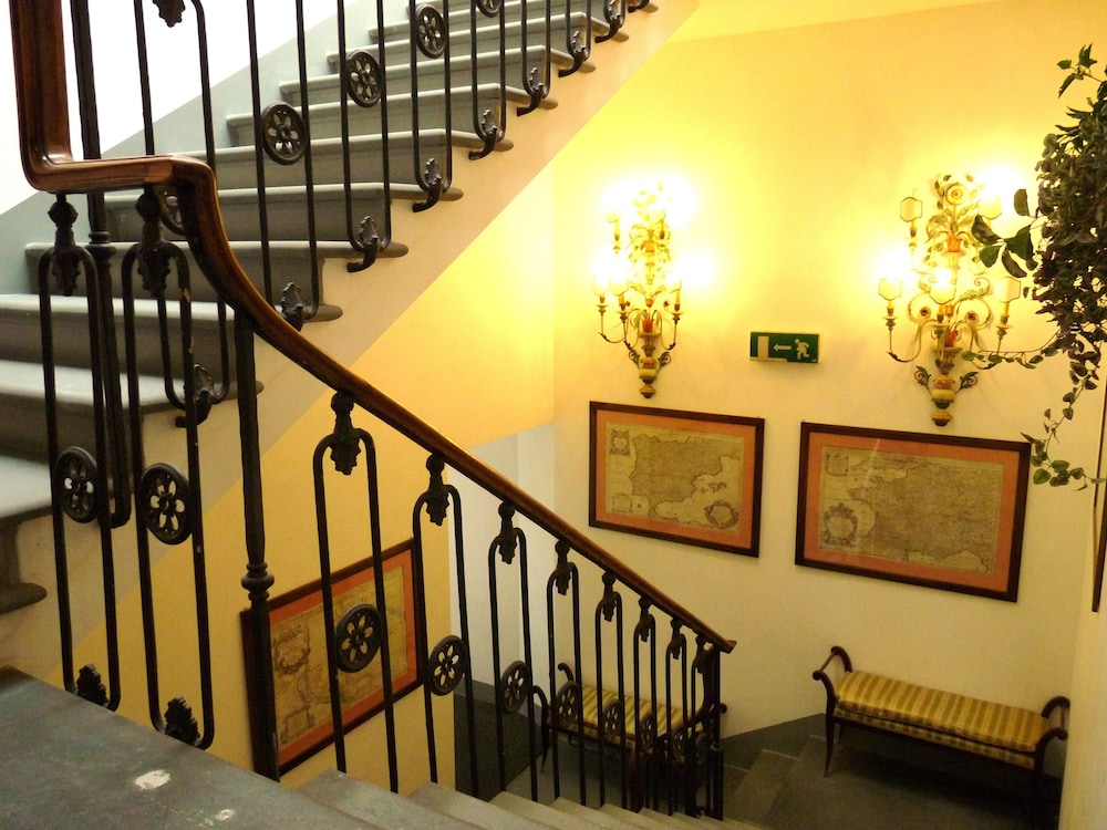 Classic Hotel photo4