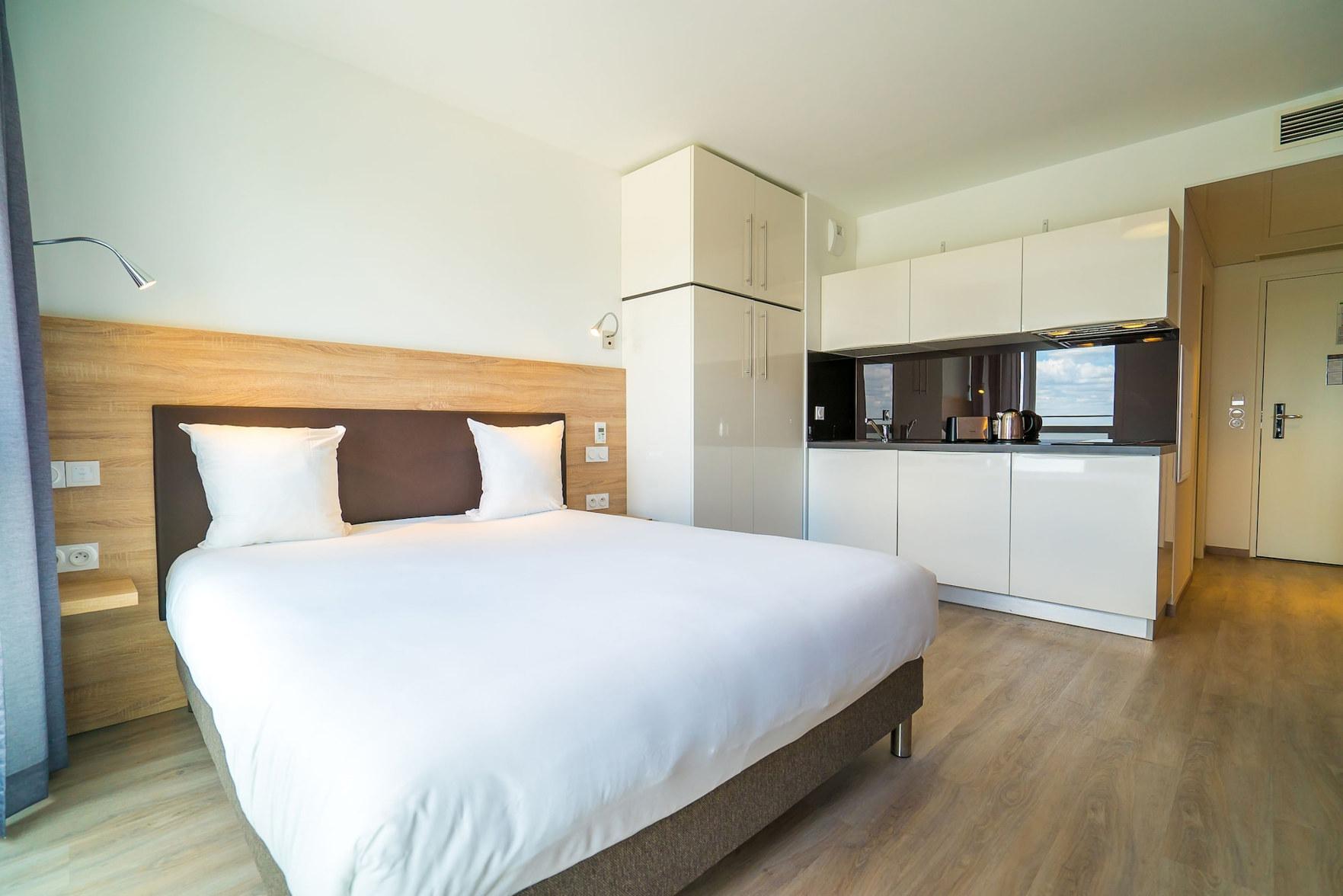 Comfort, Studio, Double Bed, River View