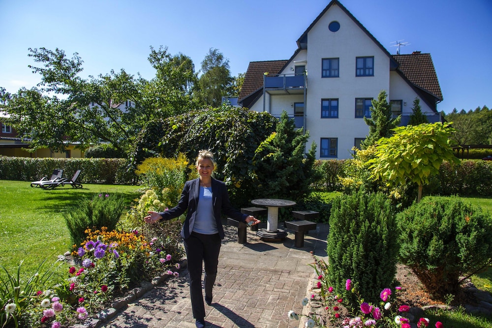 FALK SEEHOTEL PLAU AM SEE 43/50