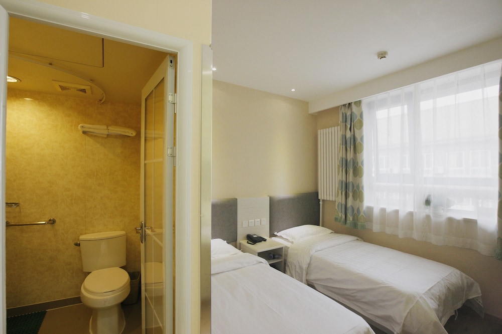 Beijing Dongdan Hotel 13/54