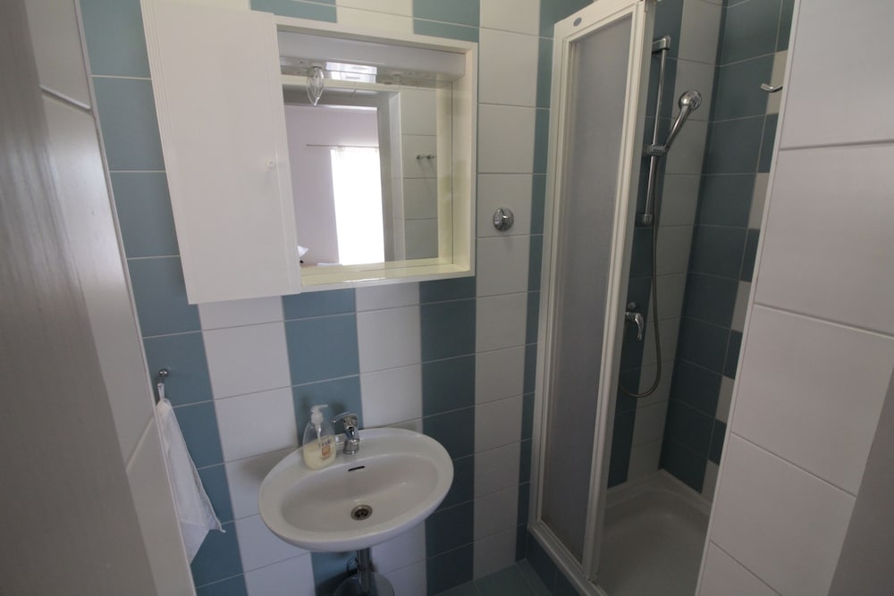 Studios & Rooms Fiesta 30/35