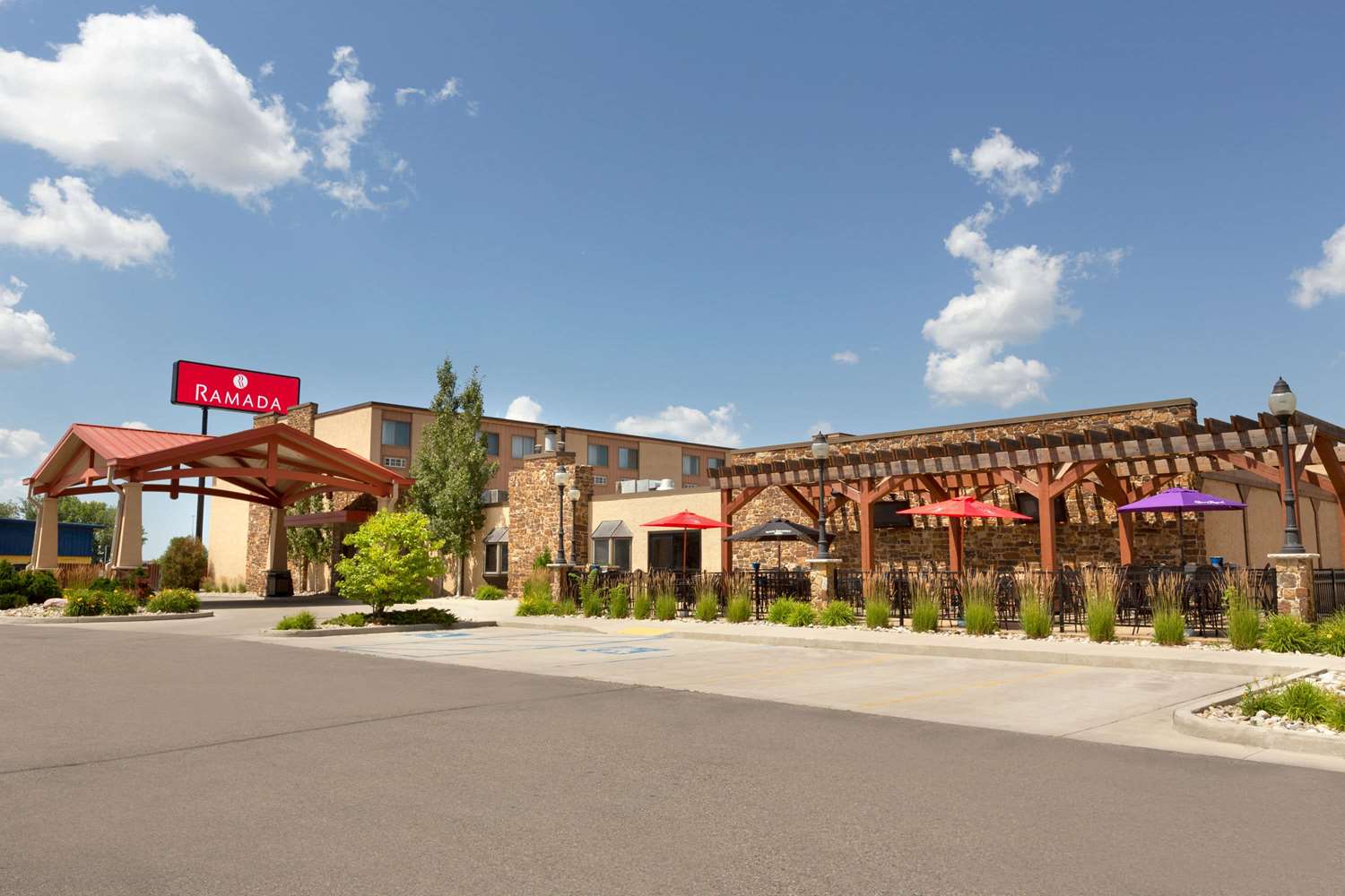 Ramada by Wyndham Fargo 13/15