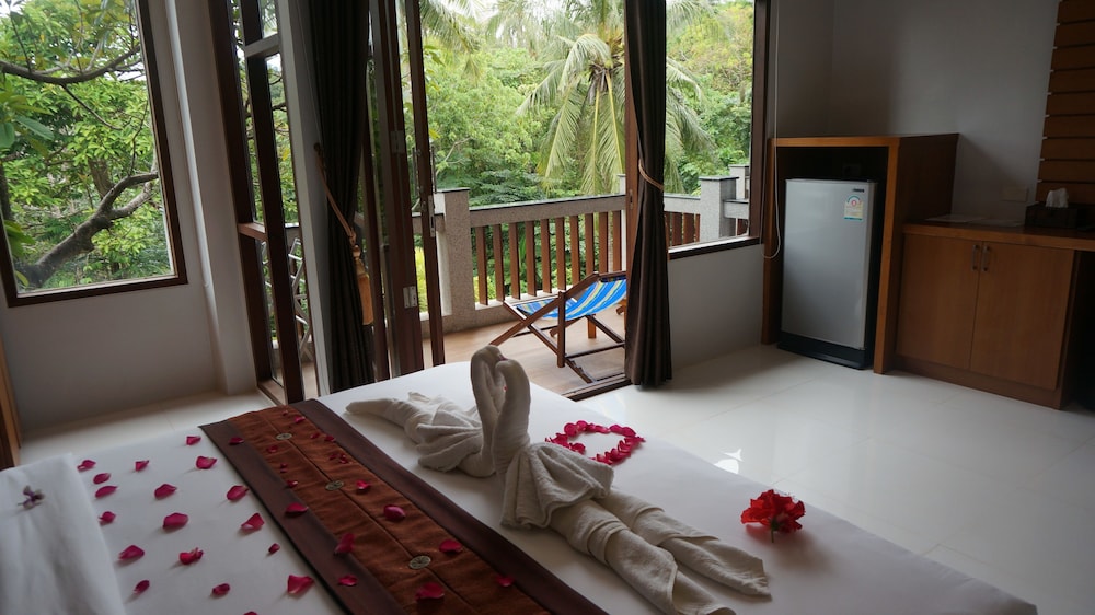 Lanta Intanin Resort 42/64