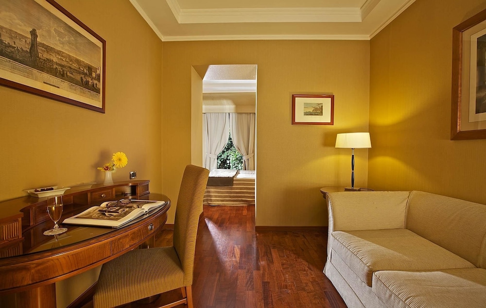 Hotel Palazzo Turchini 52/77