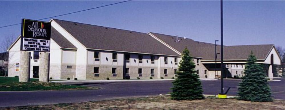All Seasons Resort 1/49