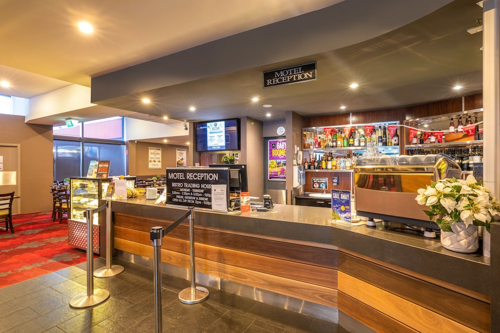 Nightcap at Keysborough Hotel 8/41