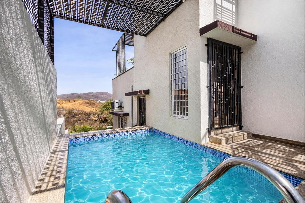 ELIVAAS Shourya Villa Athena 3-BHK Villa With Swimming Pool & Terrace 13/17