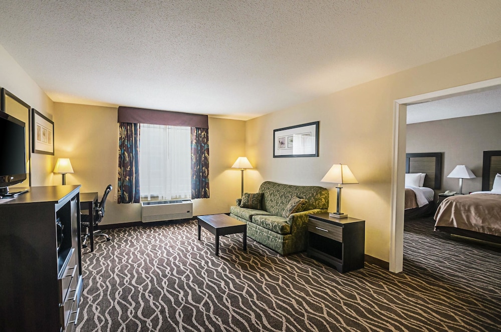 Quality Inn & Suites Frostburg-Cumberland 40/58