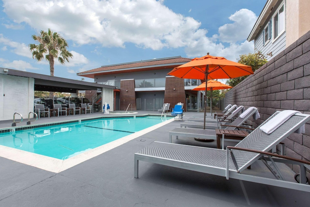 Oc Hotel 4/48