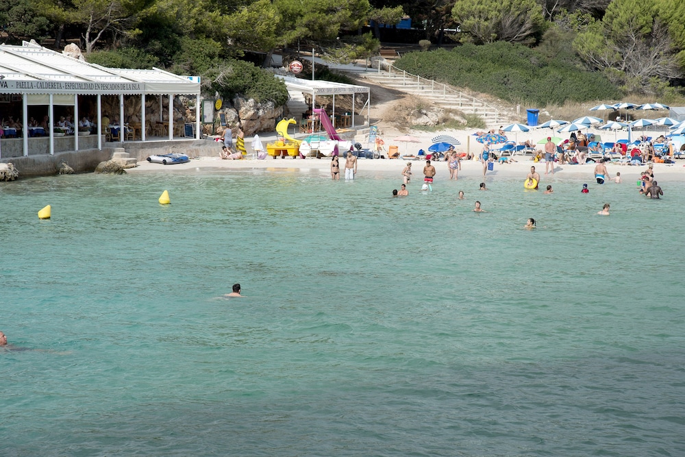 Cala Blanca Apartments 5/40