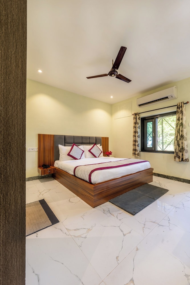 THE COUNTRY SIDE RESORT 13/48