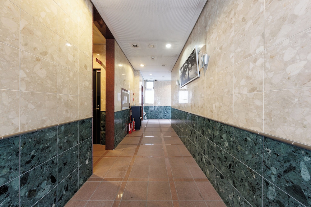 Grande Famille Shimanouchi Dotombori Condo 32/50