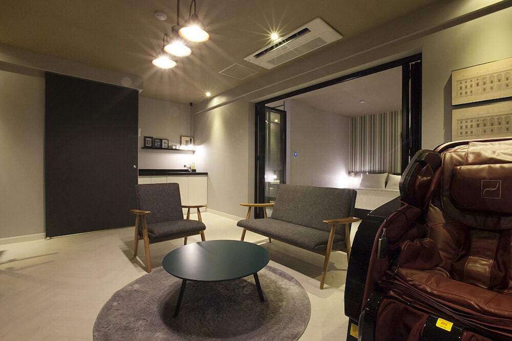 Brown Dot Hotel 26/39