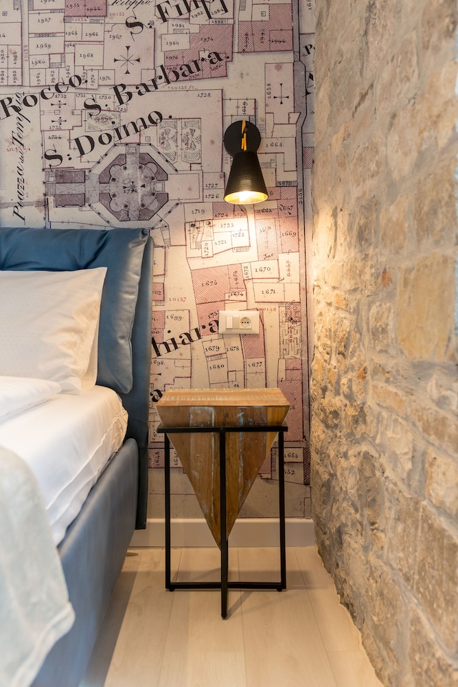 Split Palace Luxury Retreat 16/34