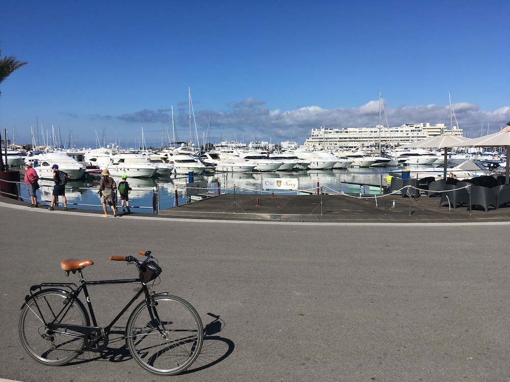 Marina Plaza by Garvetur 63/66