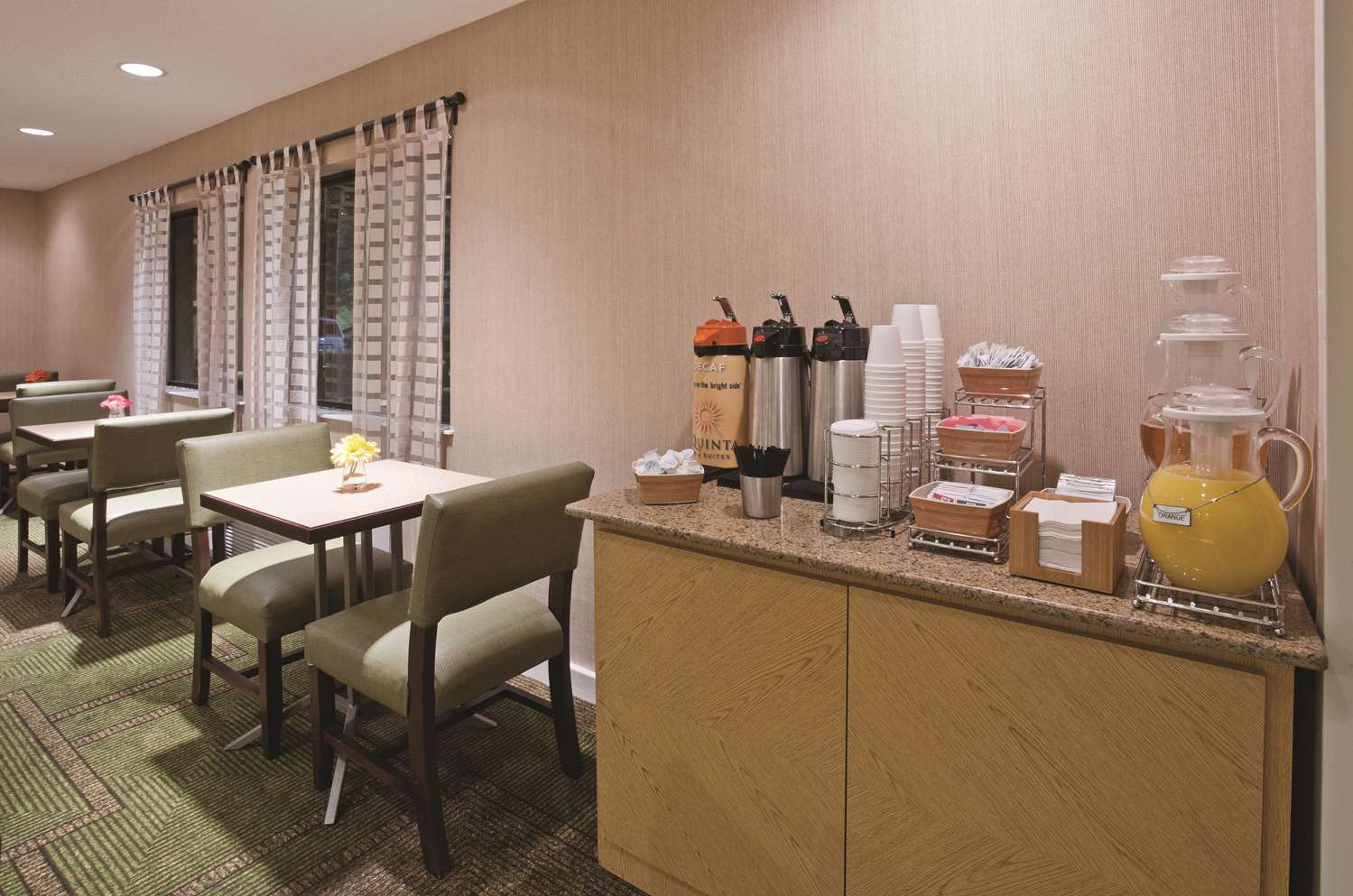 La Quinta Inn Sheboygan 32/42