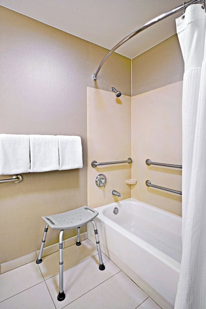 Springhill Suites Phoenix Glendale Peoria 46/49