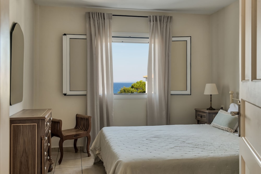 Erietta Aparthotel 15/49