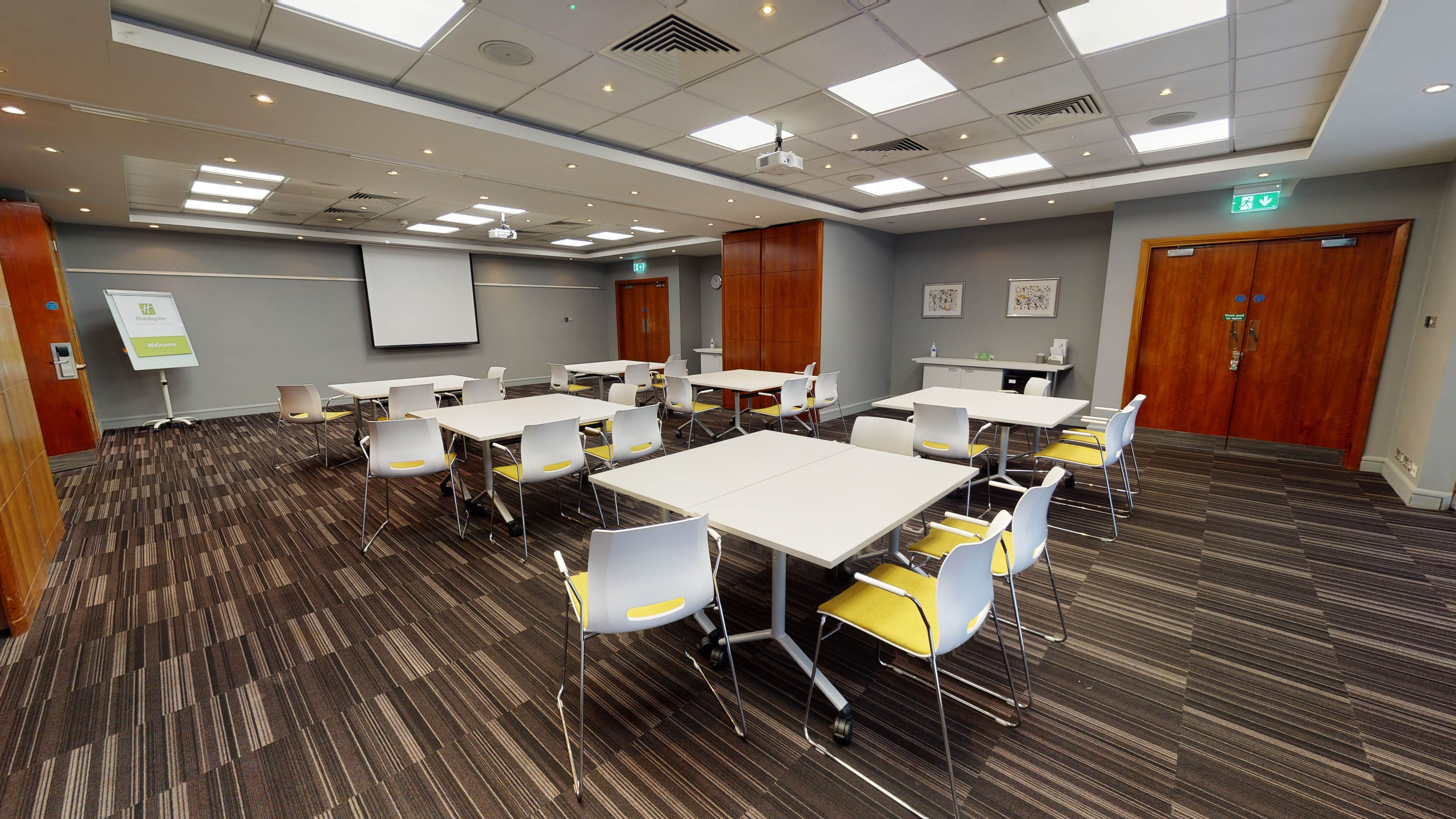 Holiday Inn Milton Keynes - Central 40/50