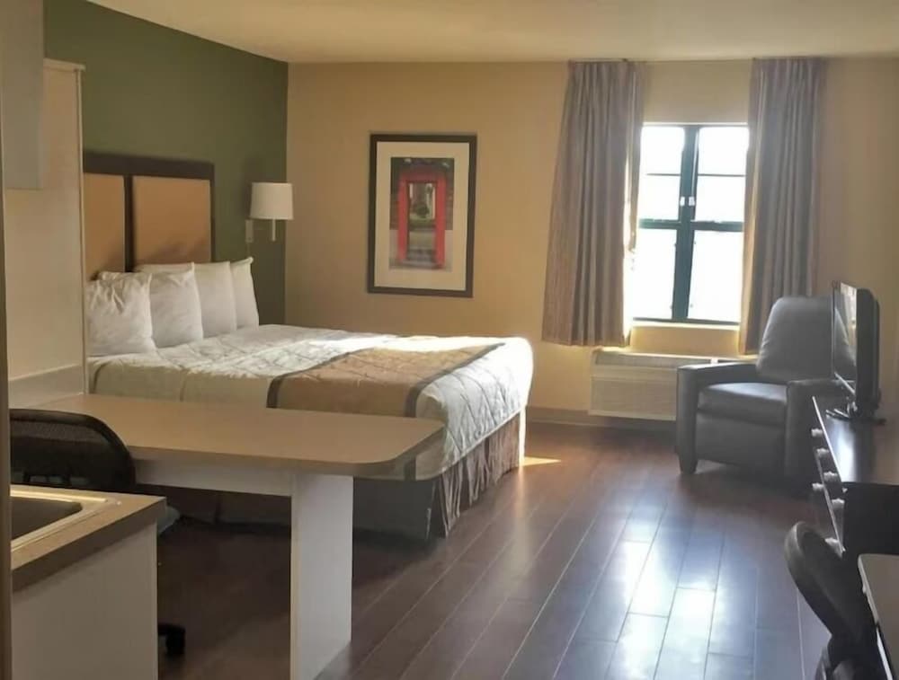 Studio 6 Extended Stay Rochester Greece NY 10/57