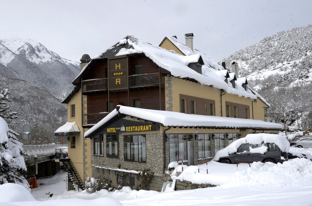 Hotel Pena 2/50