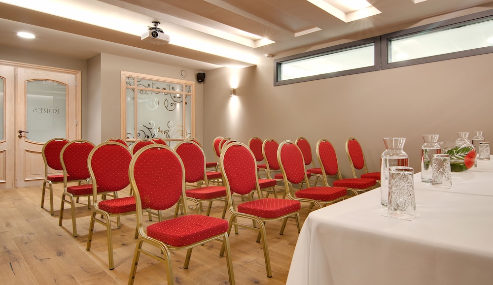 Kores Boutique Hotel & Spa 33/50