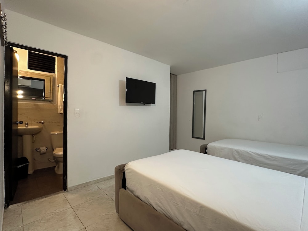 Hotel Roosevelt Plaza 18/55