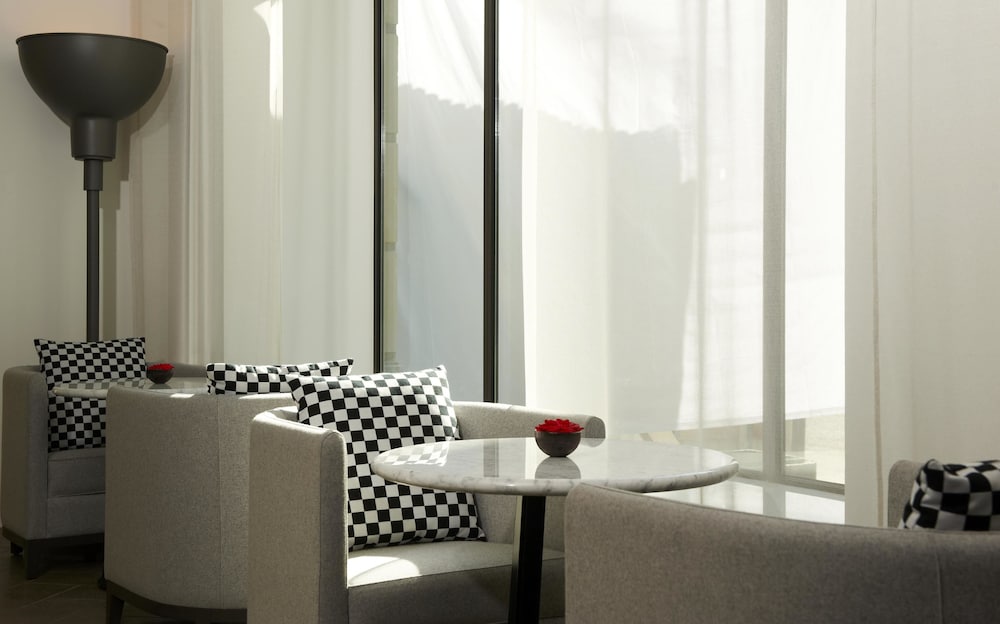 SOFITEL PARIS ARC DE TRIOMPHE 59/68