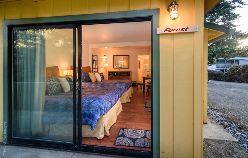 Inn at Buckhorn Cove 26/59