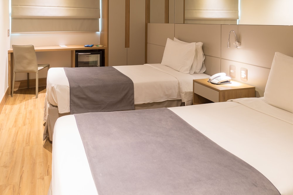 Atlantico Travel Hotel 12/50