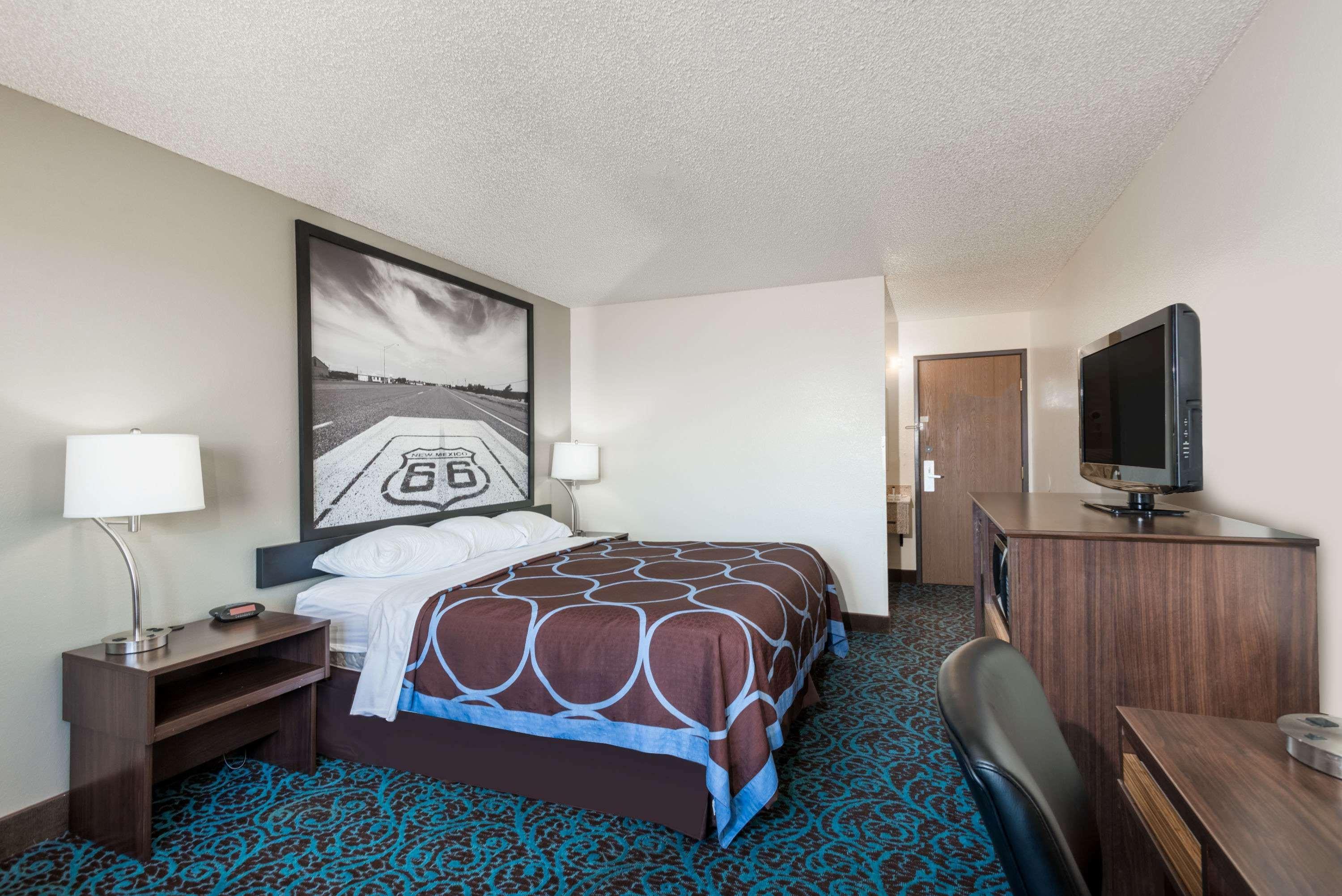Super 8 By Wyndham Tucumcari 9/25