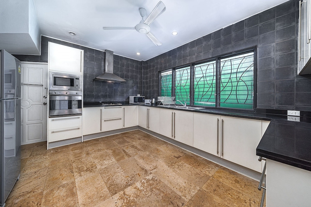 Chaweng Lakeview Residence 18/77