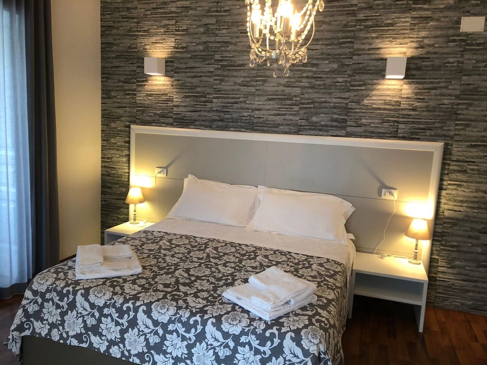 Elios Rooms 15/52