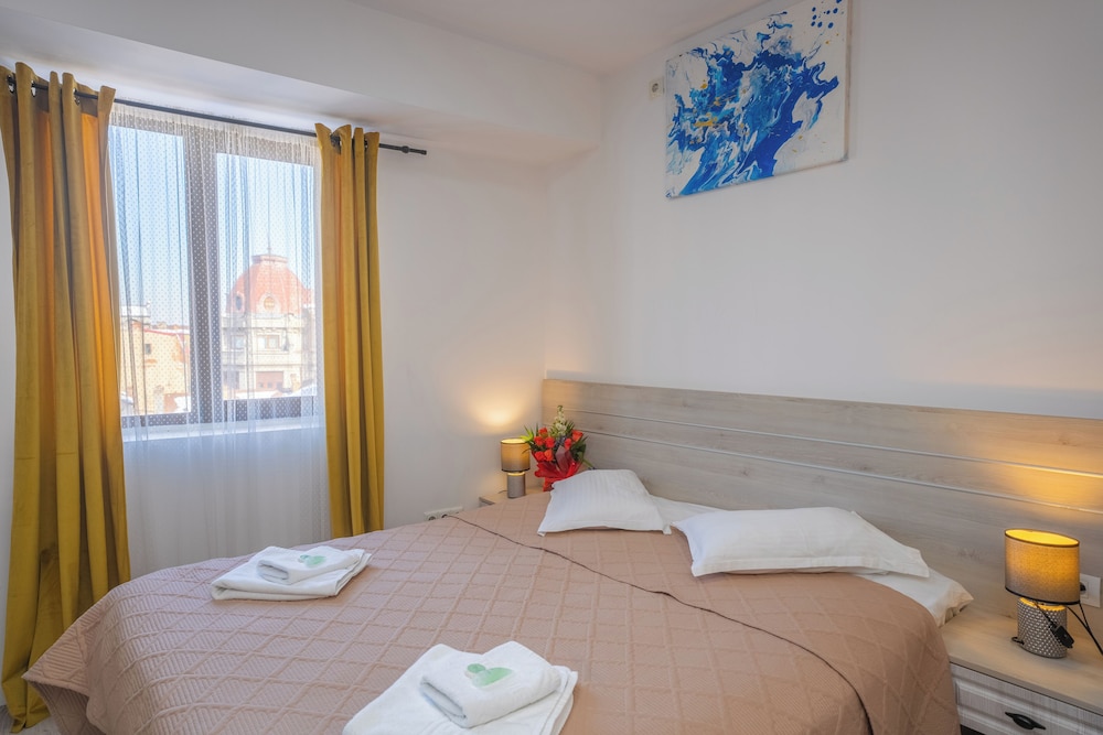 Liad City Center Apartments 13/50