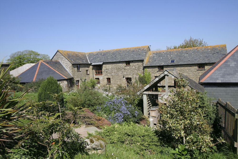 Polean Farm Cottages 45/50