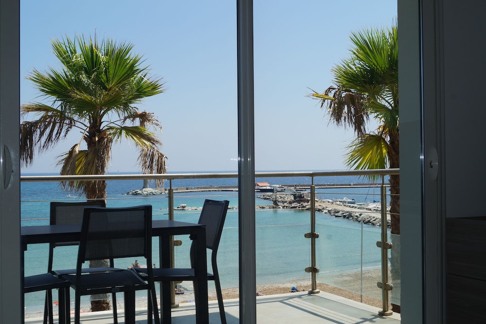 Residence Villa Tyrrenia 30/31