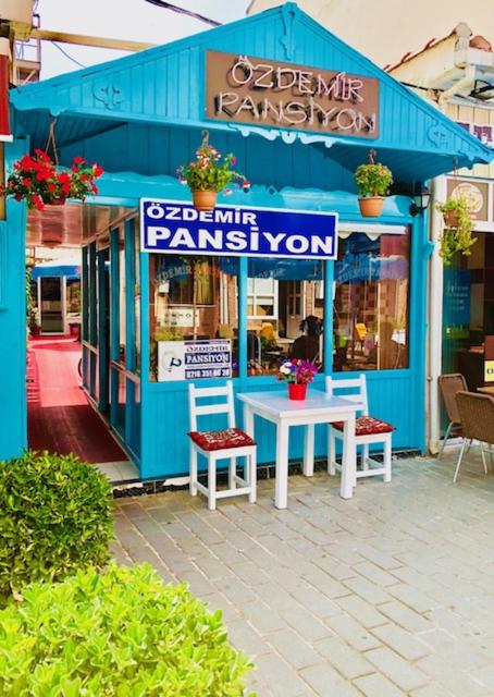 Ozdemir Pansiyon 3/50