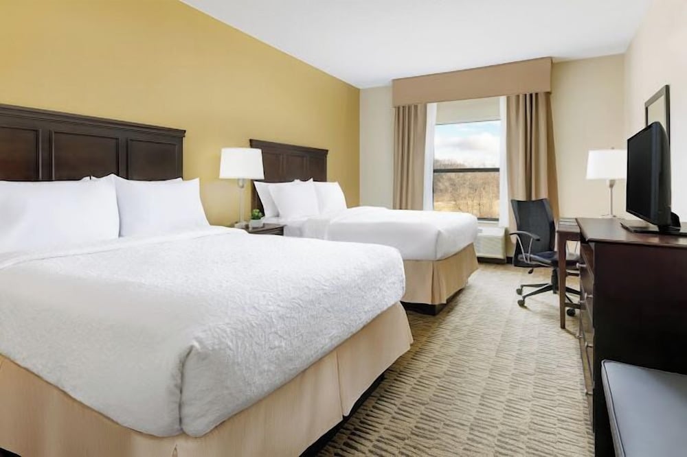 Countryside Inn and Suites 14/28