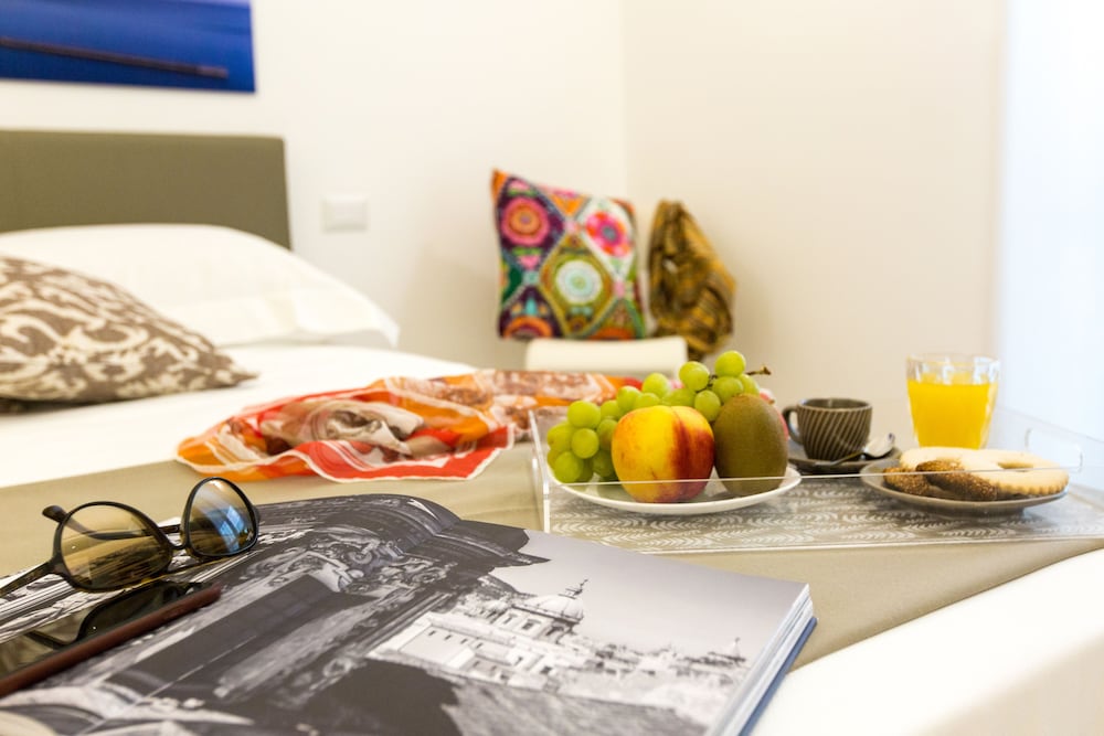 Palermo In Suite Aparthotel Shs 41/52