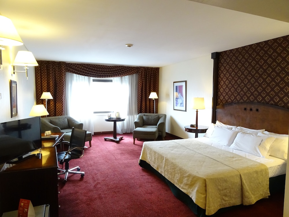 Abasto Hotel 5/35