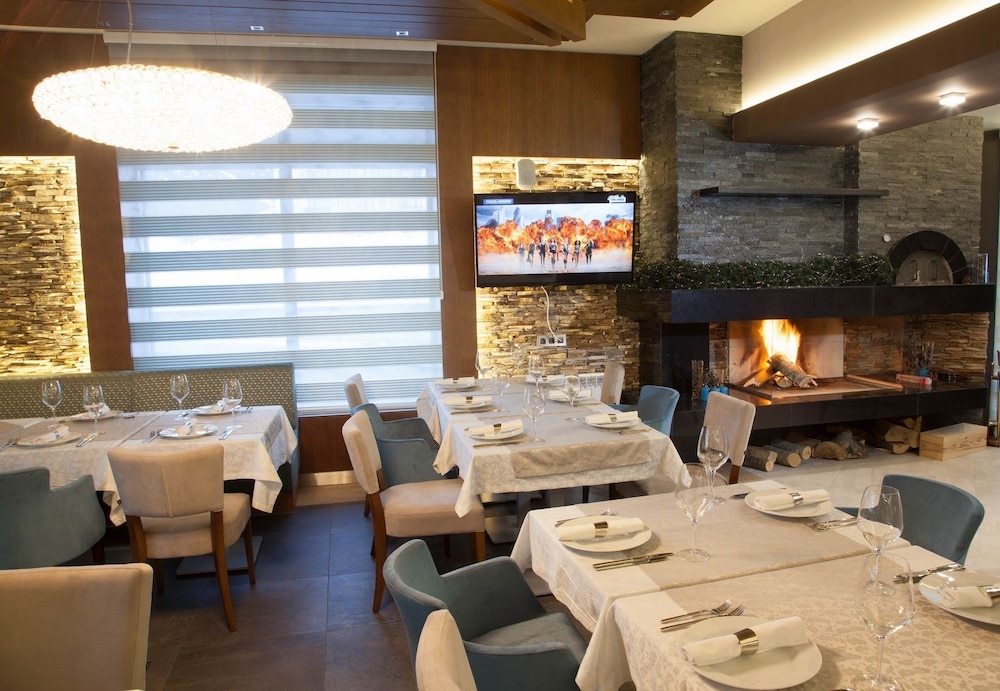 Hotel Amira 44/50