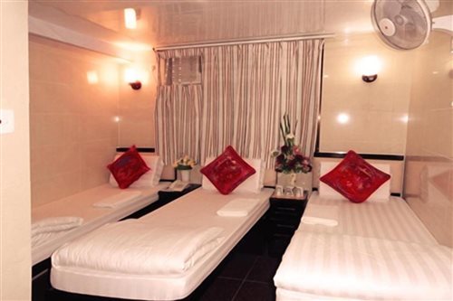 غرفة ثلاثية، Hong Kong Budget Hostel 2/2
