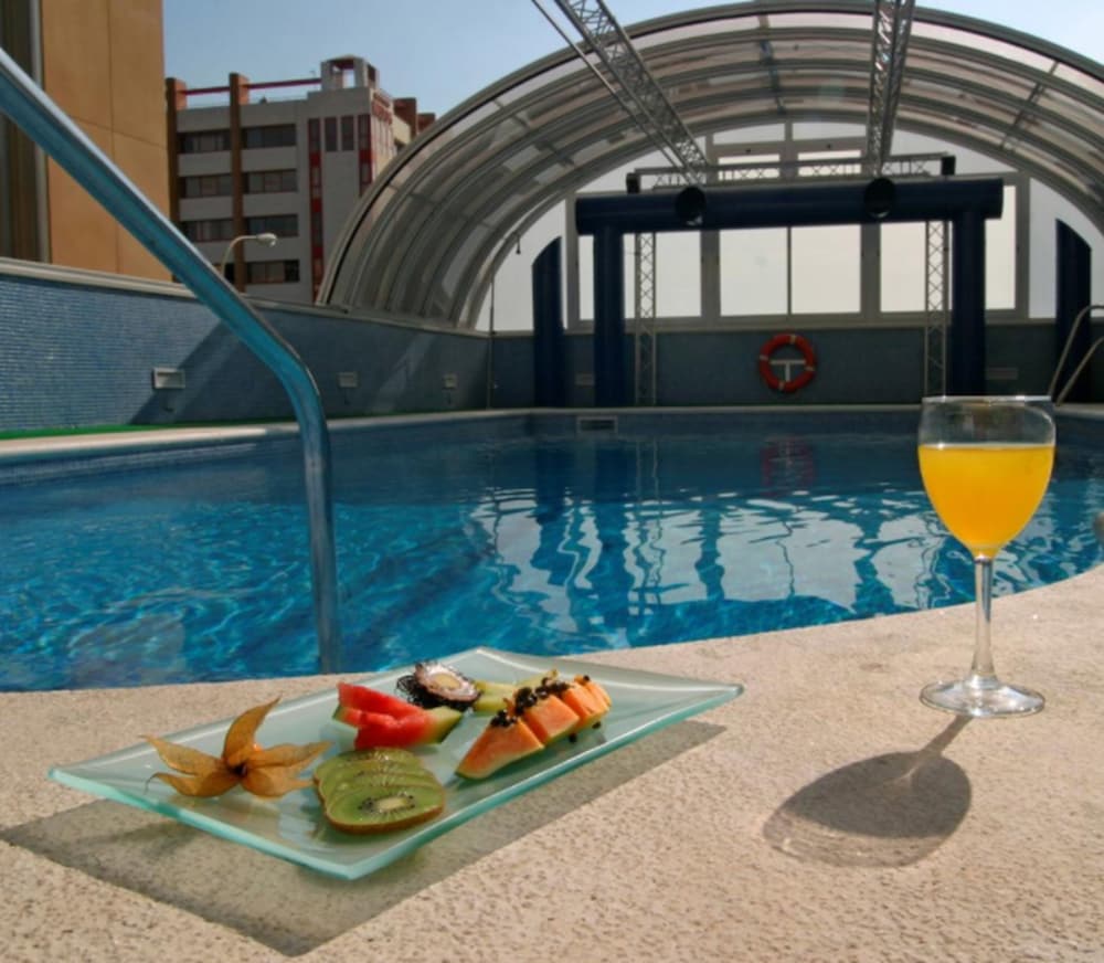 Hotel Vertice Sevilla photo2