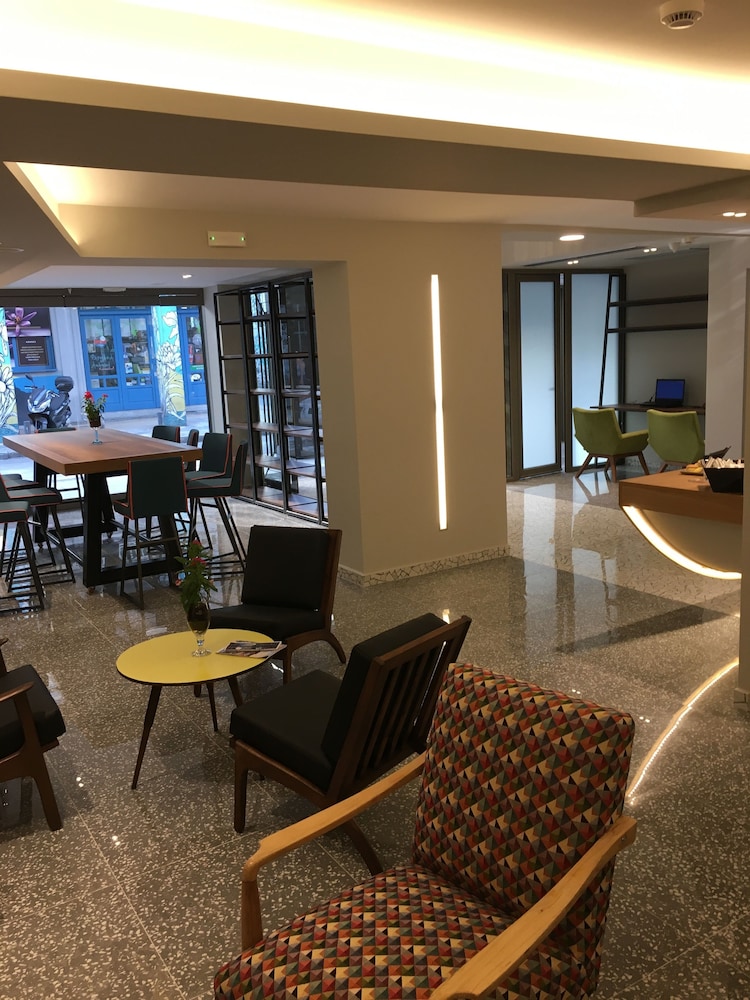 360 Degrees Pop Art Hotel 47/74