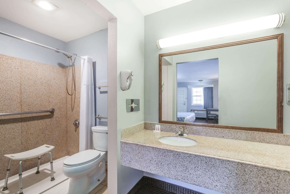 Days Inn By Wyndham Austin/University/Downtown 31/32