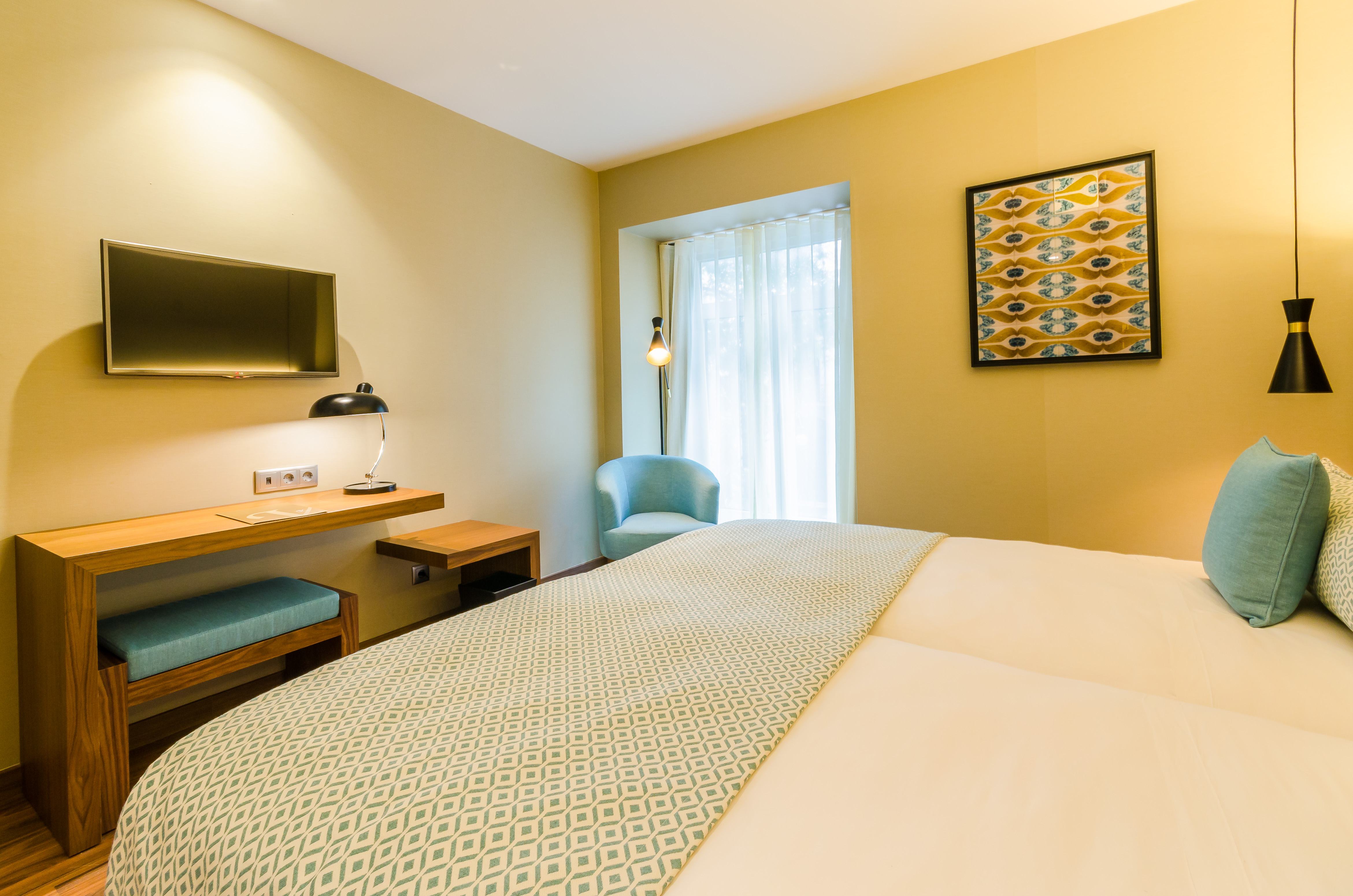 Economy, Double Bed