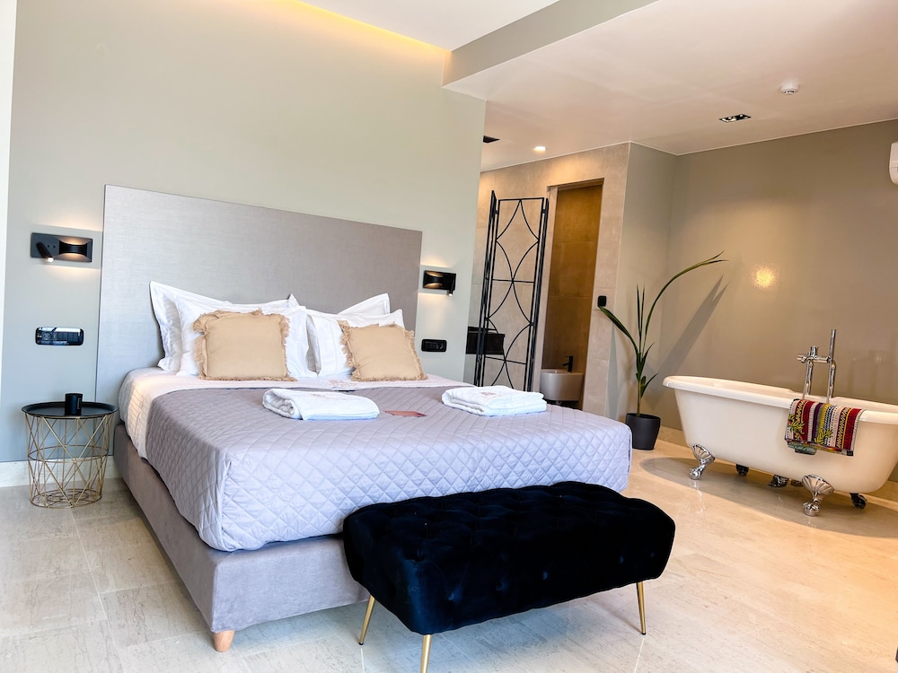 Royalty Suites Psyrri 12/43