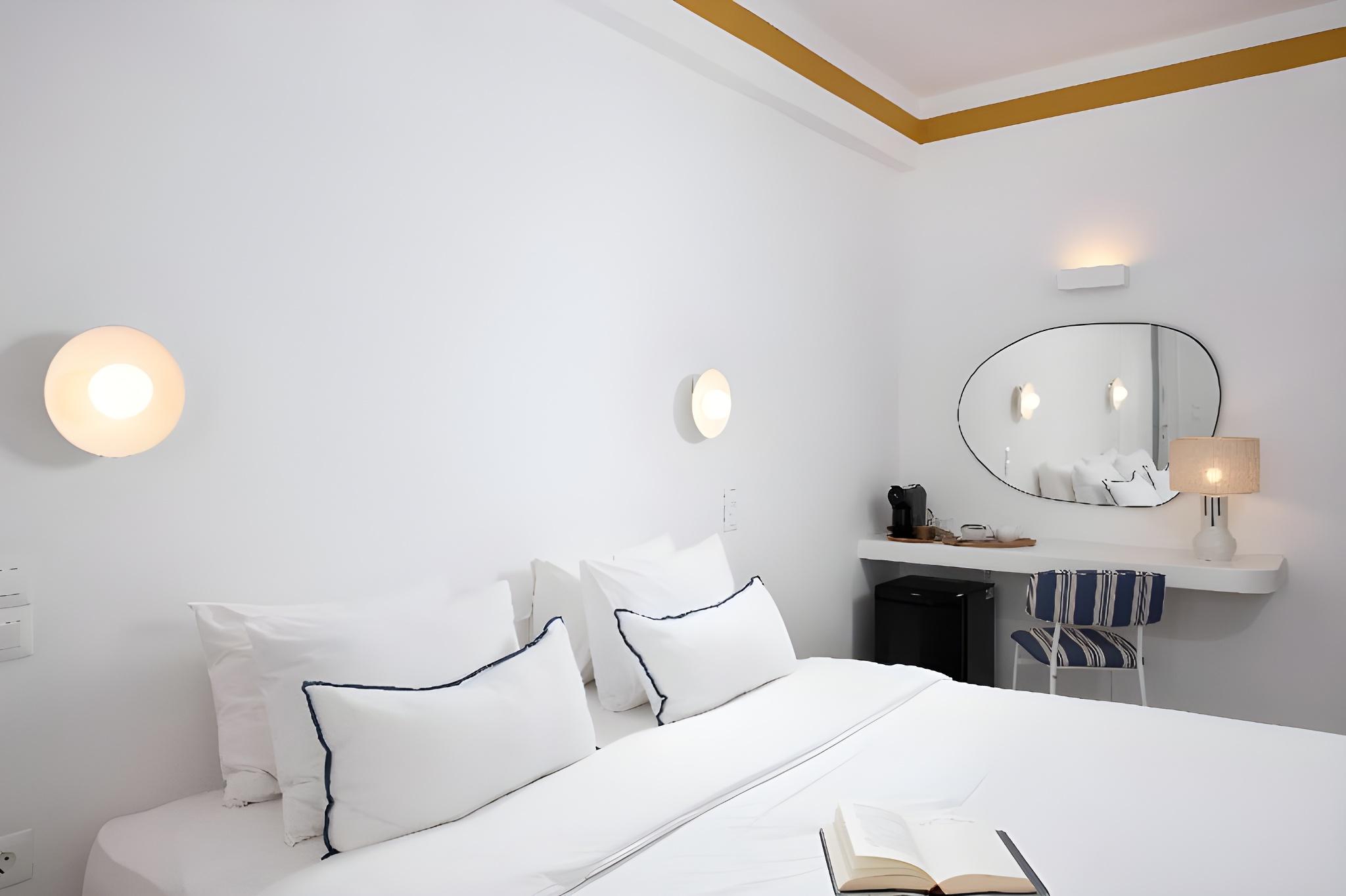 Standard, 2 Double Beds