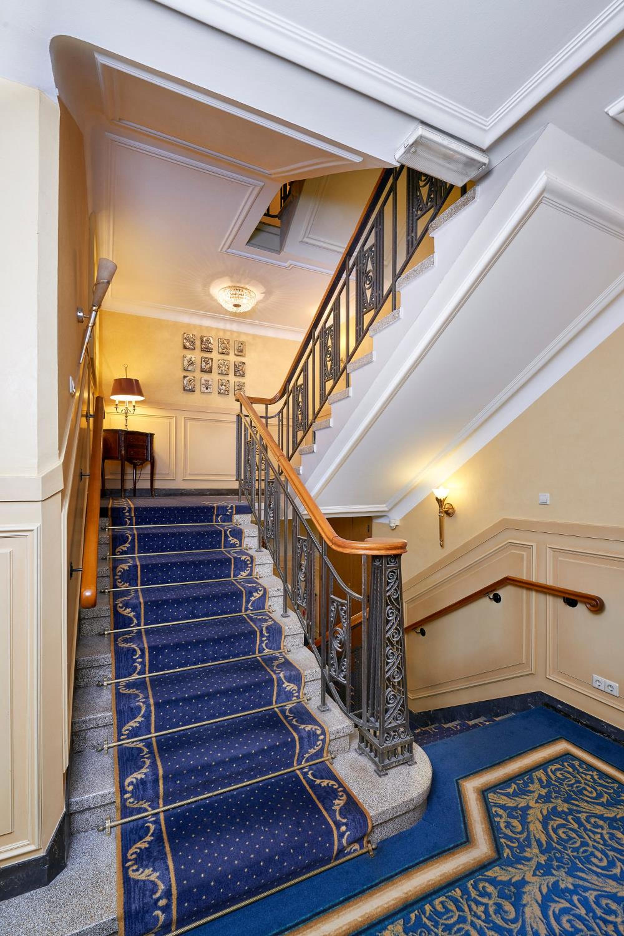 Hotel Perrin 26/47