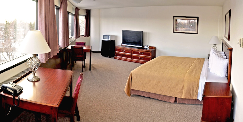 Alex Hotel and Suites Anchorage Airport 36/66